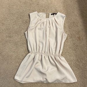 🐇🇺🇸💗☀️Women’s blouse.